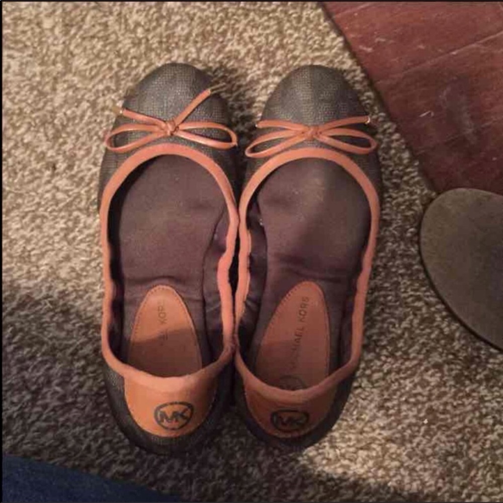 Michael kors flats